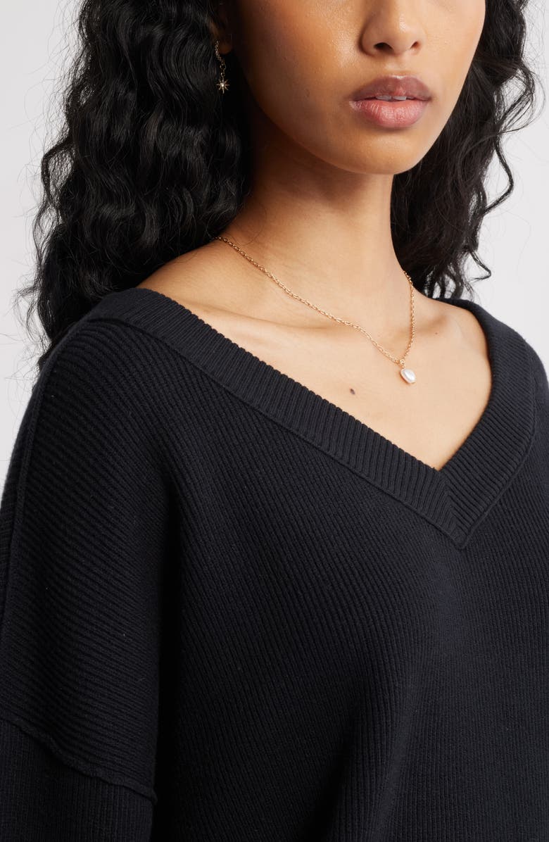 BP. Seamed Oversize V-Neck Rib Sweater, Alternate, color, Black
