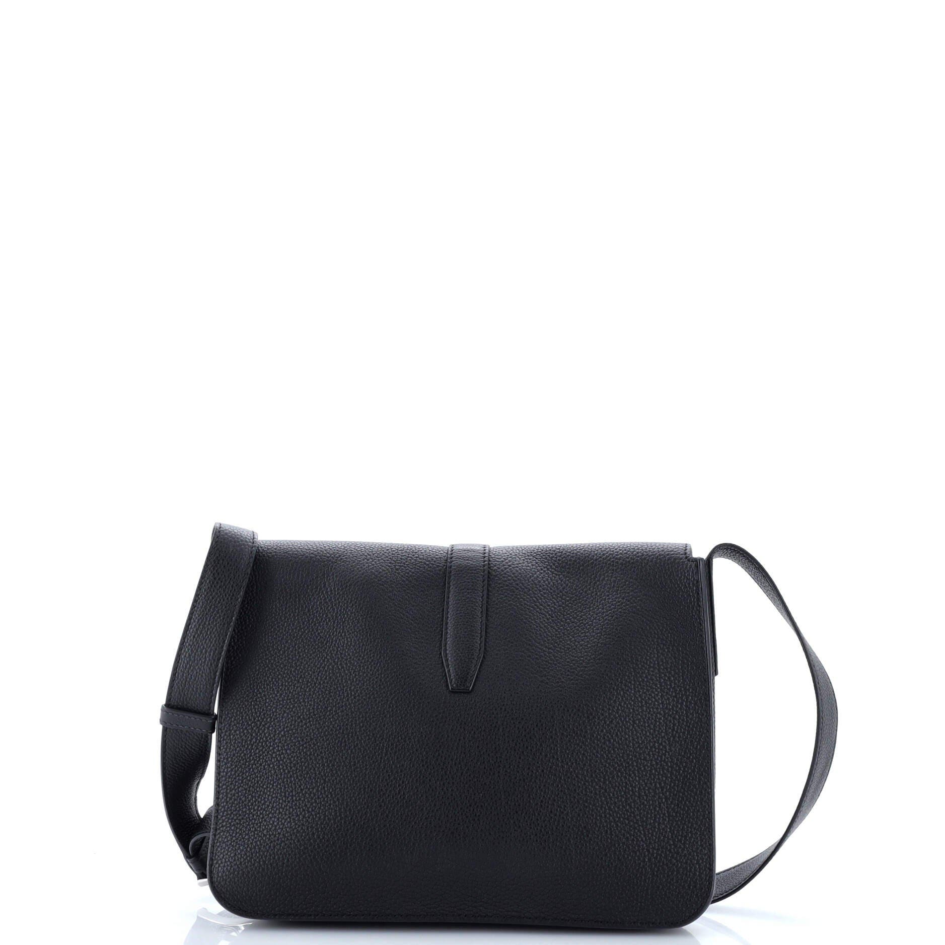 Pre-Owned Hermes Steve Light Junior Messenger Bag Togo, Alternate, color, Bleu Indigo