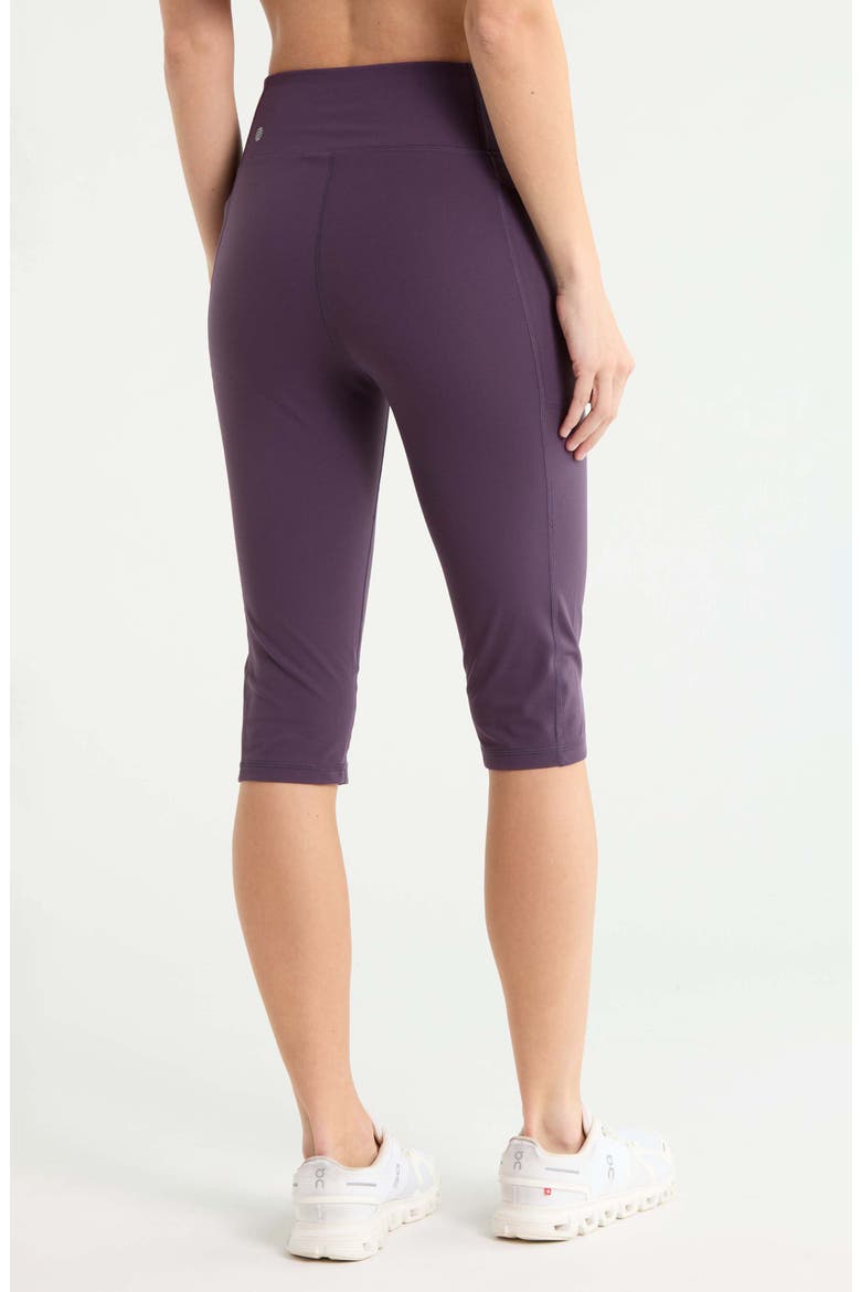 Perform High Waist Piped Capri Leggings, Alternate, color, PURPLE NIGHT