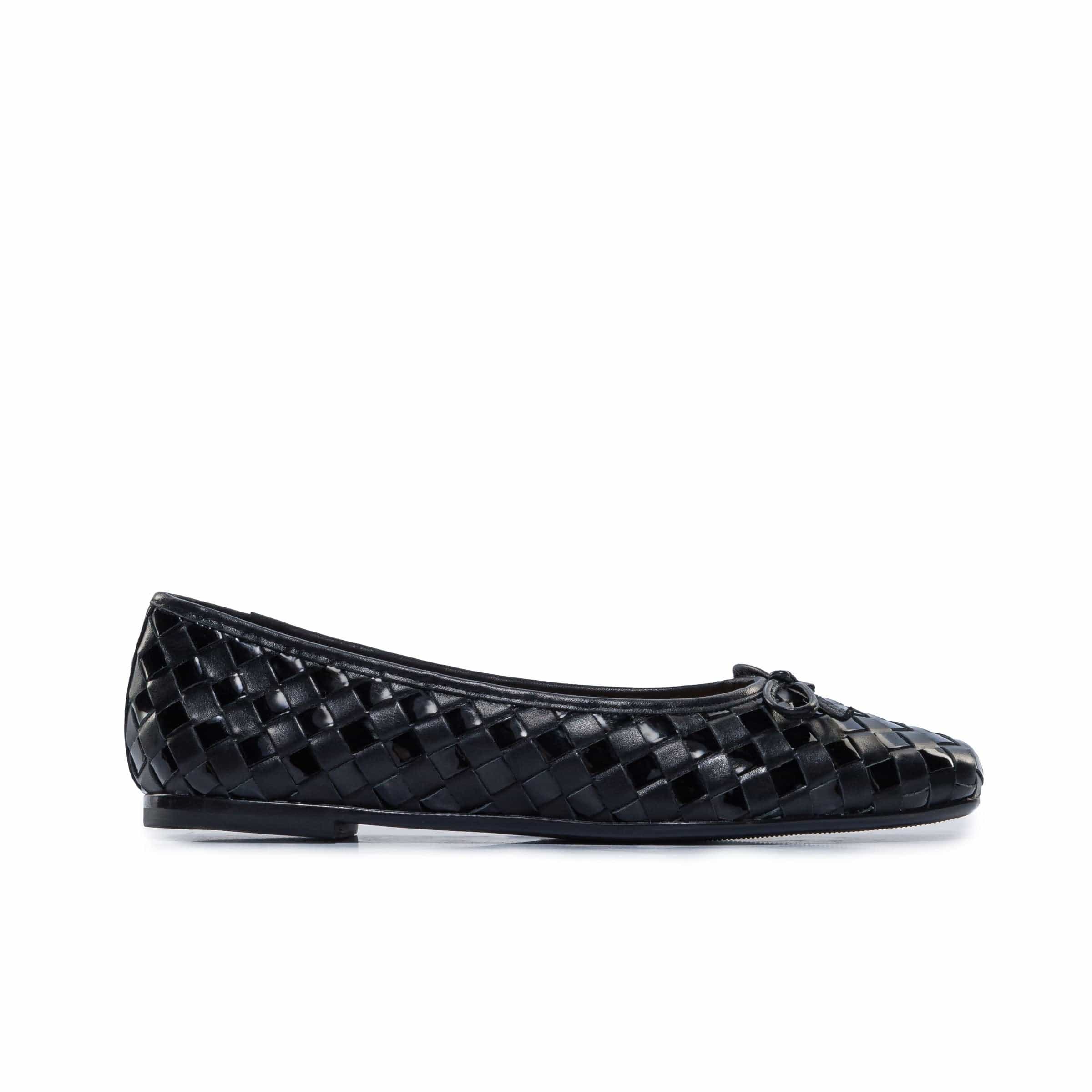Bernardo Footwear Gwynn Woven Ballet Flat, Main, color, 