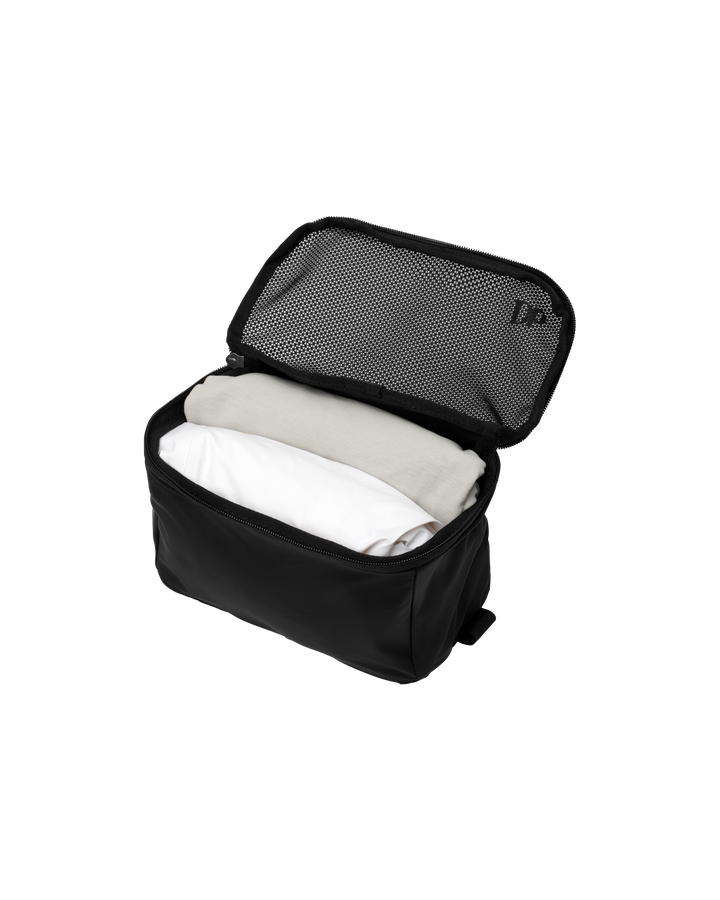 D_b_ Essential Packing Cube, Alternate, color, Black Out