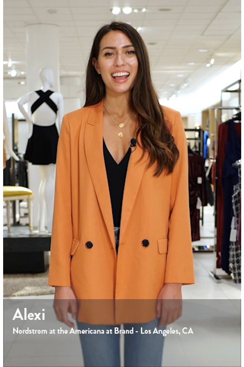 Wide Leg Pant in Four Season Stretch video