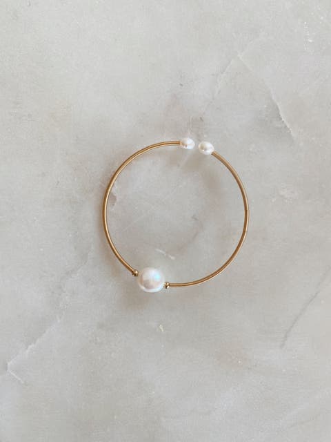 Parlor Pearl Bracelet