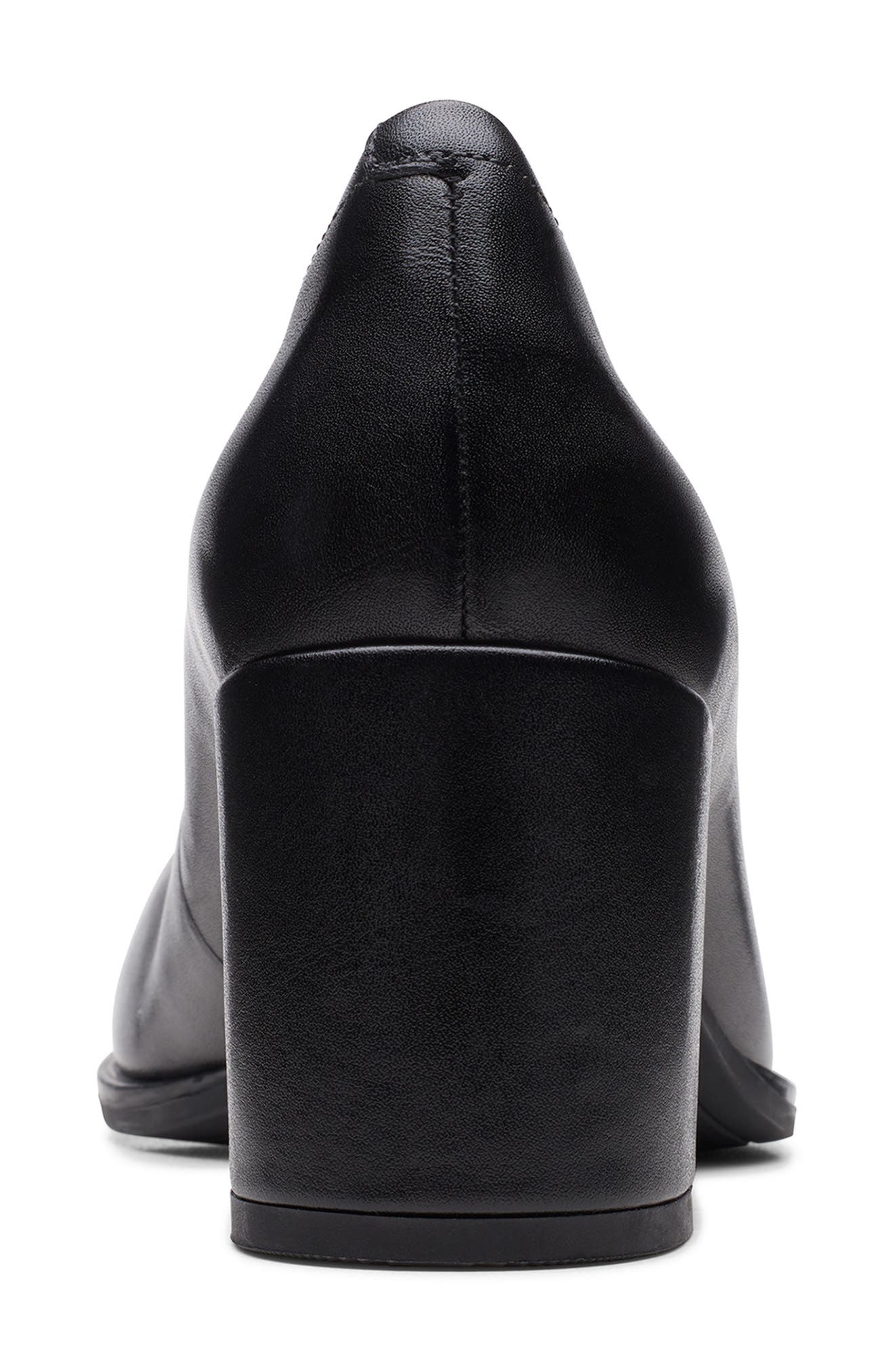 Clarks<sup>®</sup> Freva55 Court Pump, Alternate, color, Black Leat