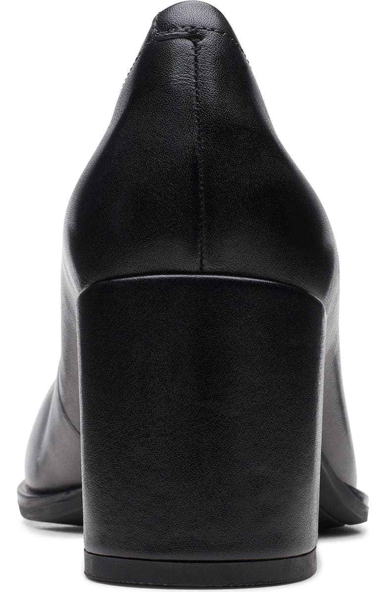 Clarks<sup>®</sup> Freva55 Court Pump, Alternate, color, Black Leat
