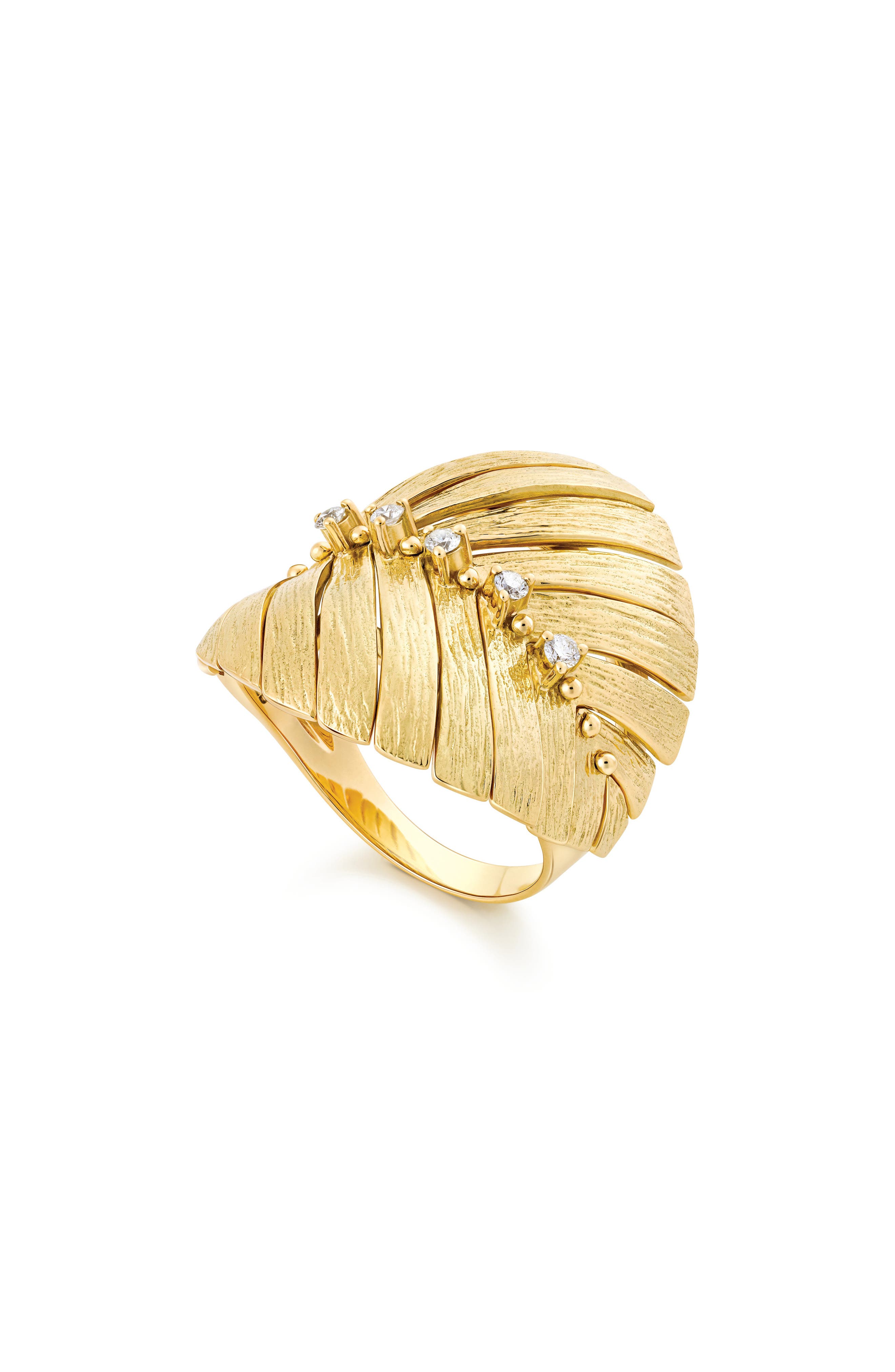 selected 18K YELLOW GOLD