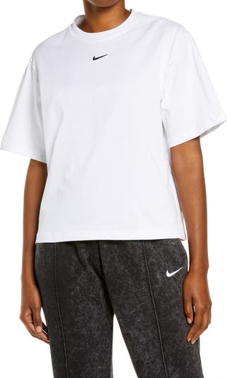 ★★Nike★★ Sportswear Essential LBR T-shirt W White Black Amazon.com: Nike Women's Sportswear Essential Short Sleeve