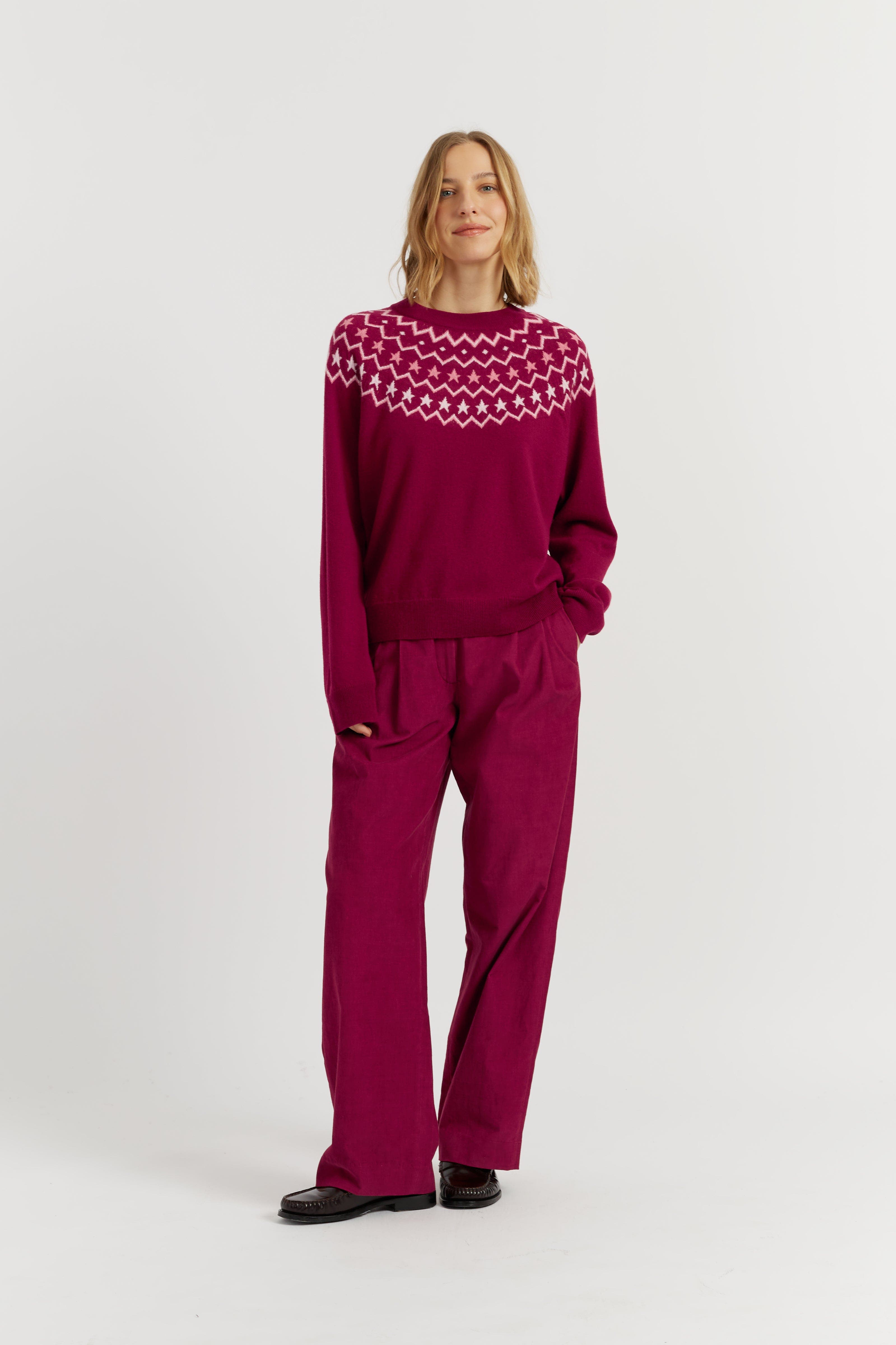 Chinti & Parker Wool Cashmere Star Yoke Sweater In Cherry