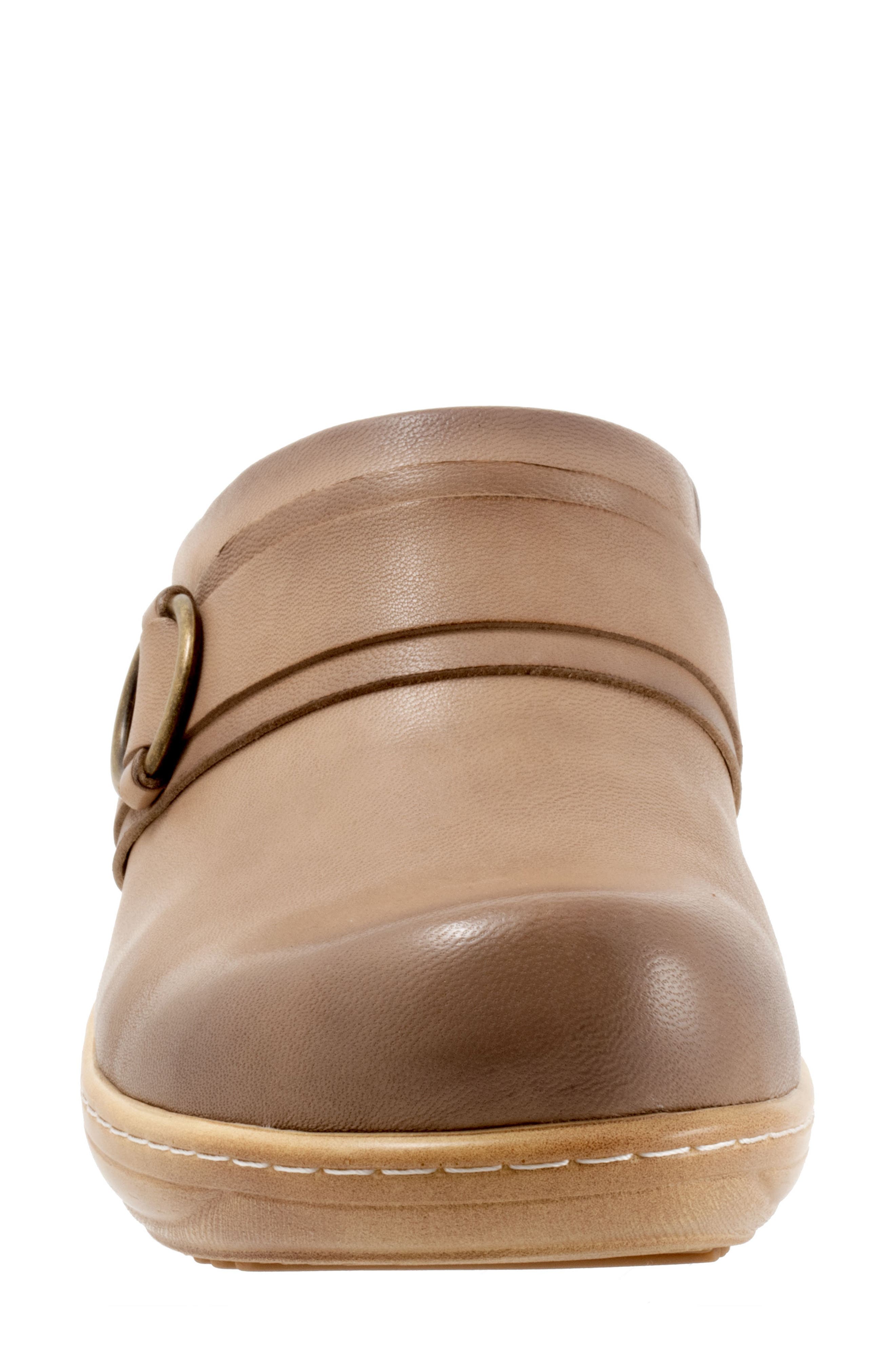 SoftWalk<sup>®</sup> Macintyre Clog, Alternate, color, 