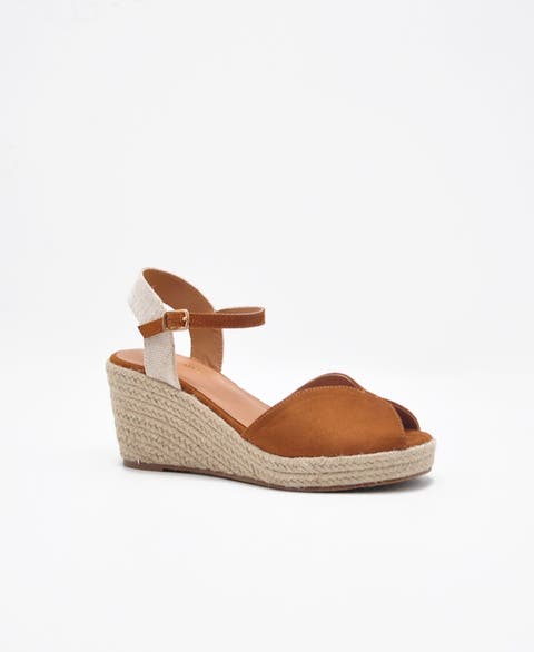 Mariselle Wedges