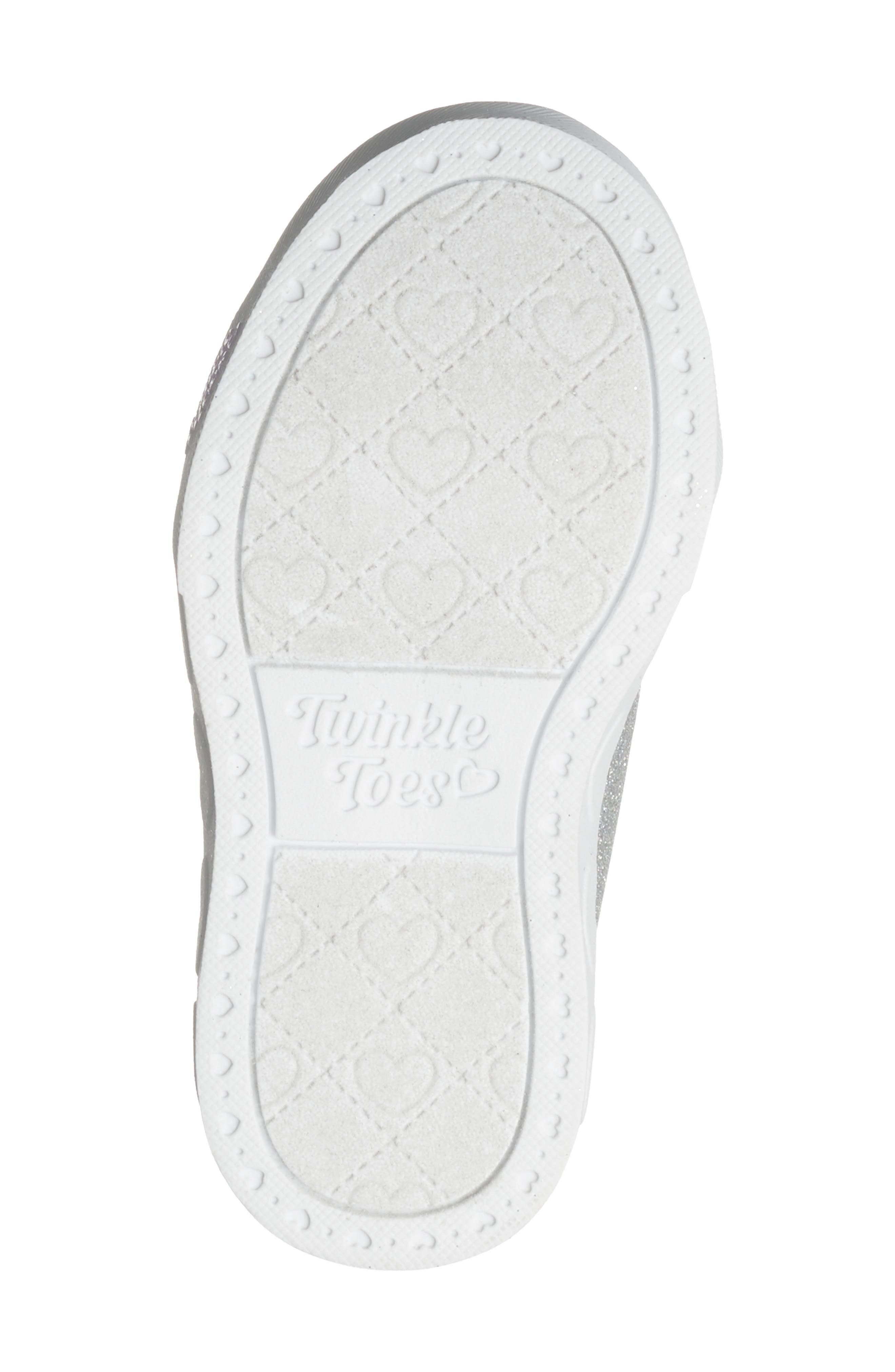 SKECHERS Kids' Twinkle Toes Heart Steps High Top Sneaker, Alternate, color, Silver Multi