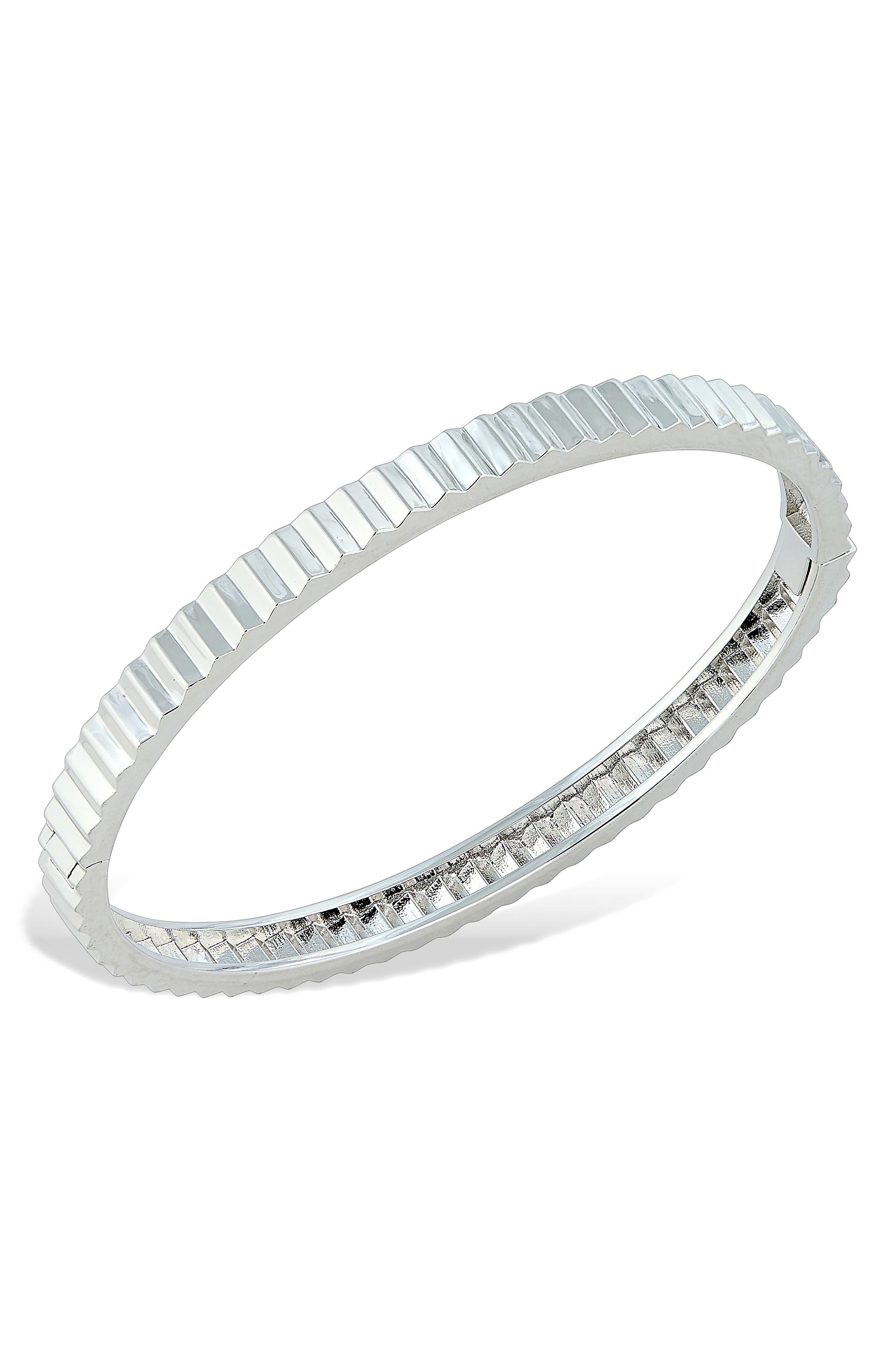 SAVVY CIE JEWELS Ribbed Bangle