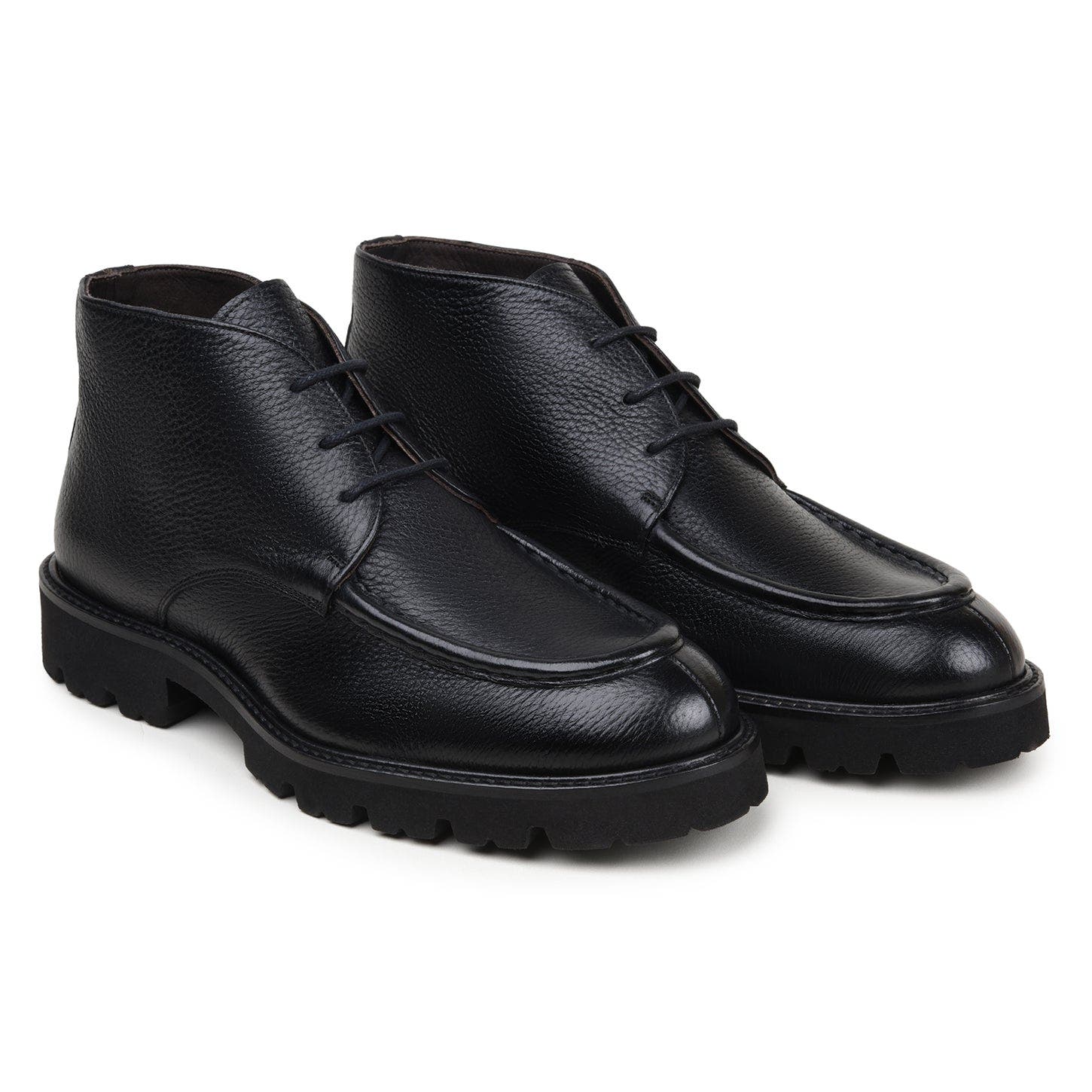 Rinaldo Moc Toe Chukka Boot, Alternate, color, Black