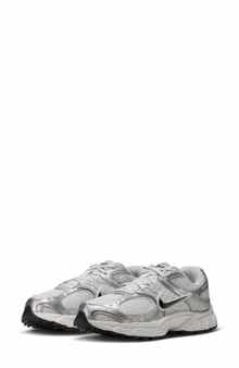 V5 RNR Premium Running Shoe