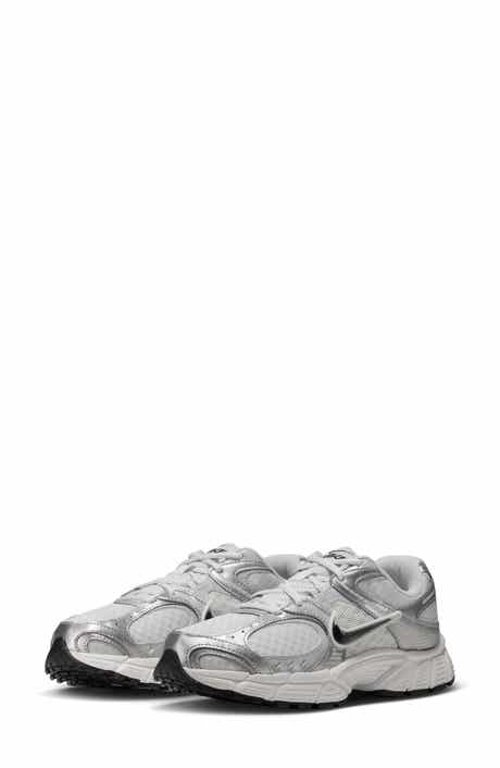 V5 RNR Premium Running Shoe