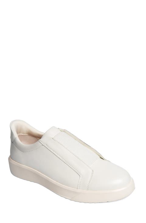 Bond St Hands Free Technology Leather Slip On Sneaker