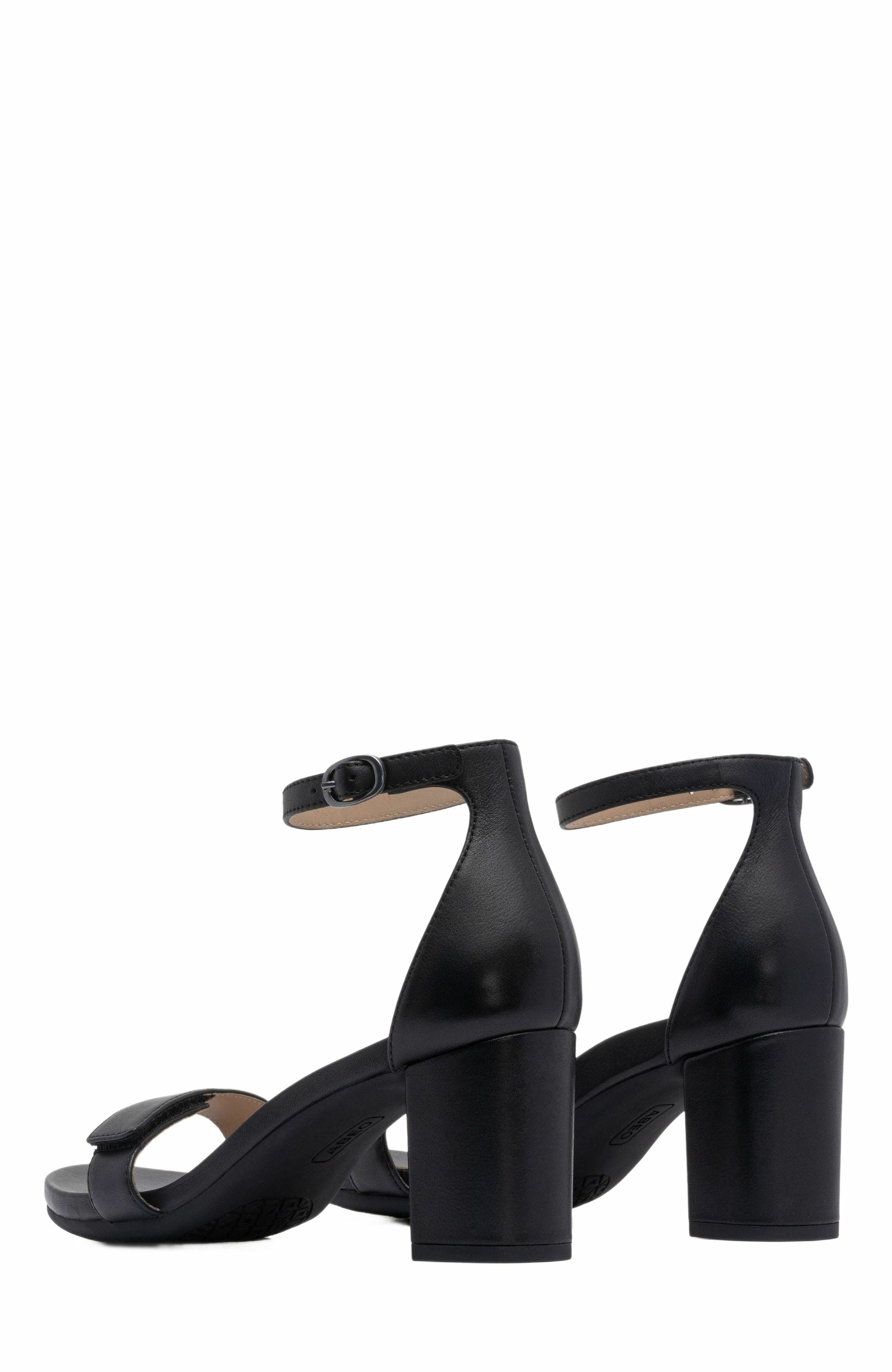 Tempo Strap Heels, Alternate, color, Black Leather - Metatarsal