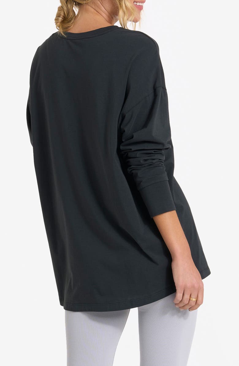 Vuori Long-Sleeve Feather Tee, Alternate, color, Washed Black
