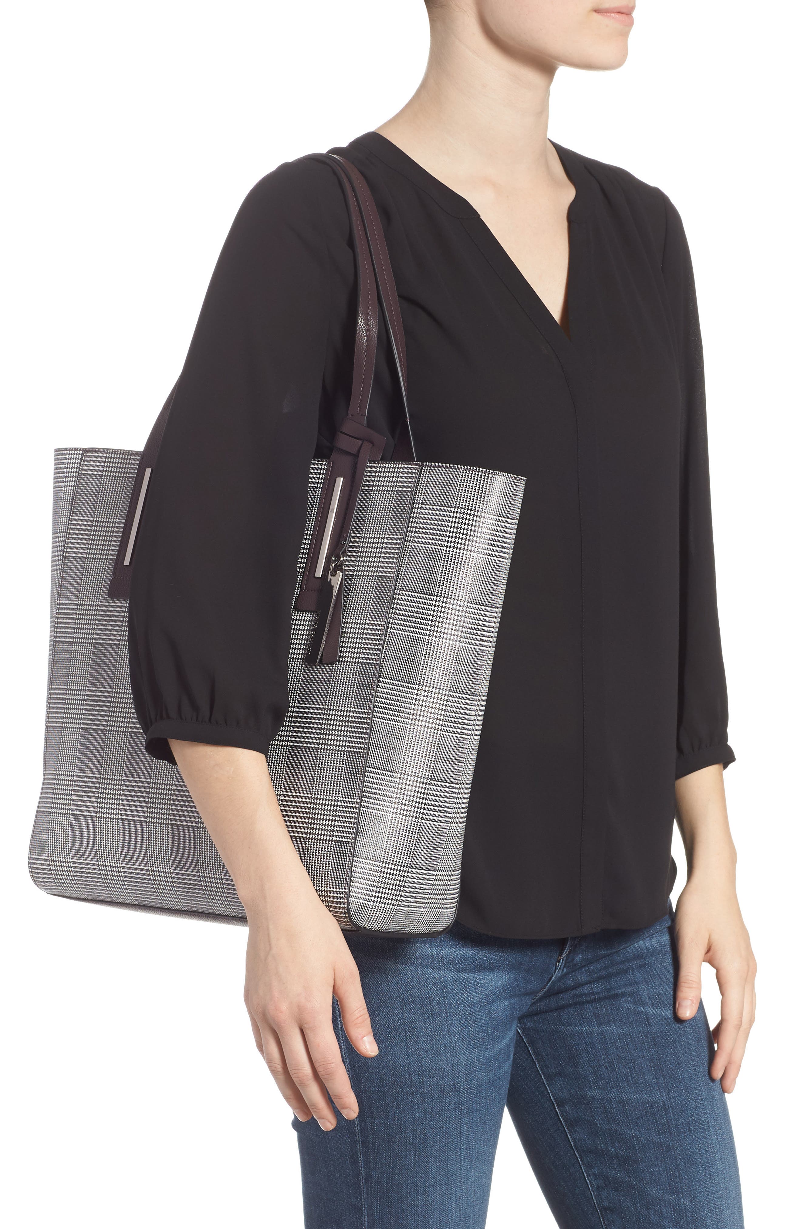 Vince Camuto Fran Reversible Leather Tote, Alternate, color, 