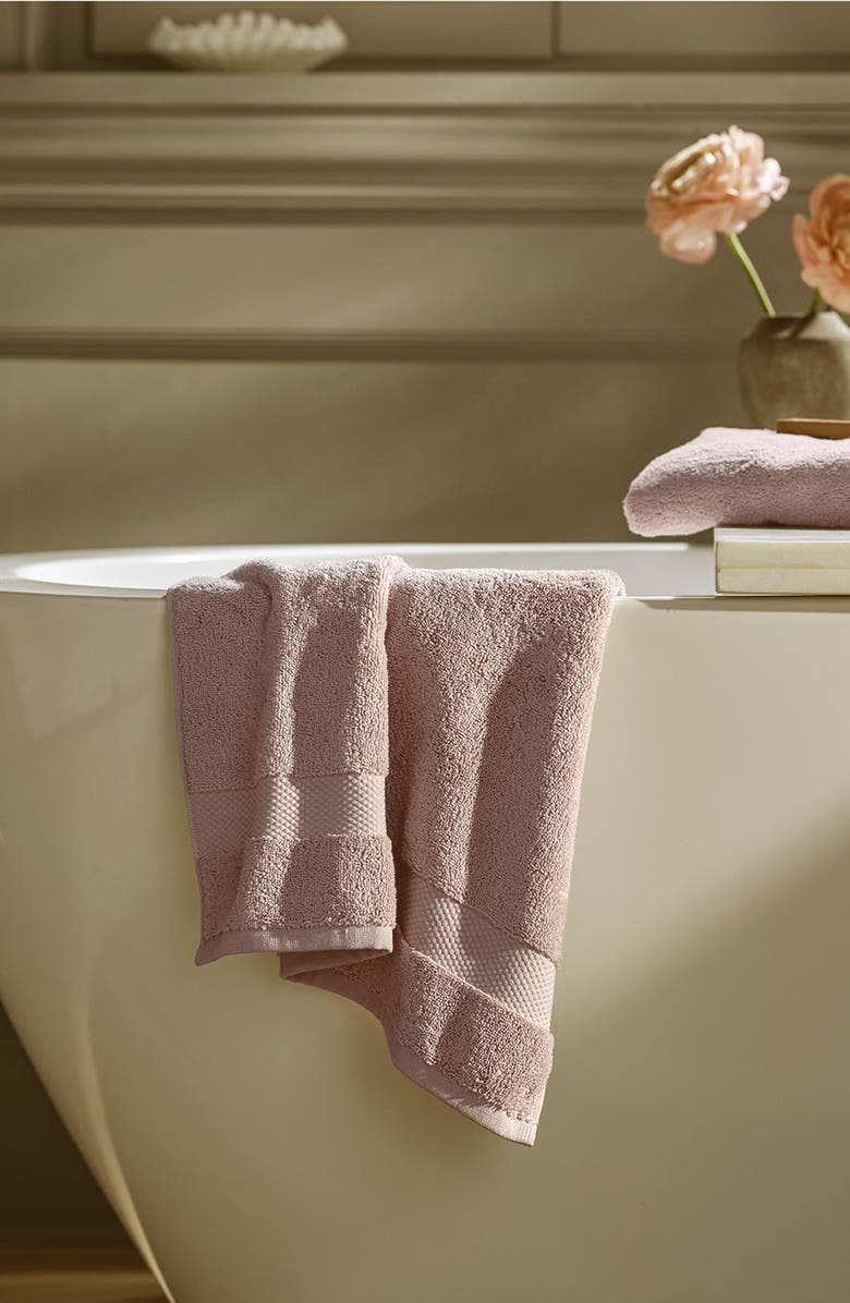 Boll 
Branch Plush Bath Towel Set, Alternate, color, Dusty Rose