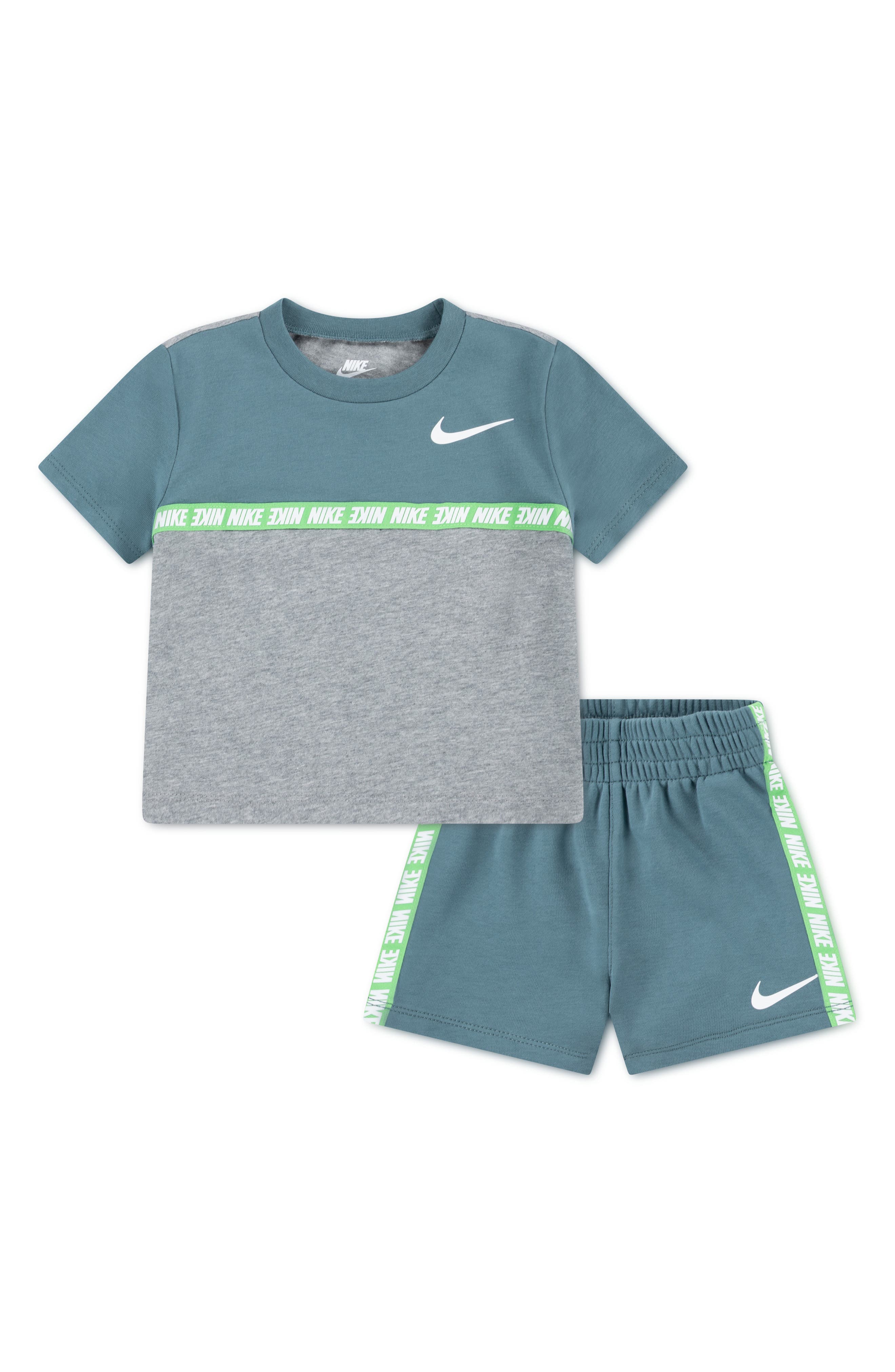 Nike French Terry T-Shirt & Shorts