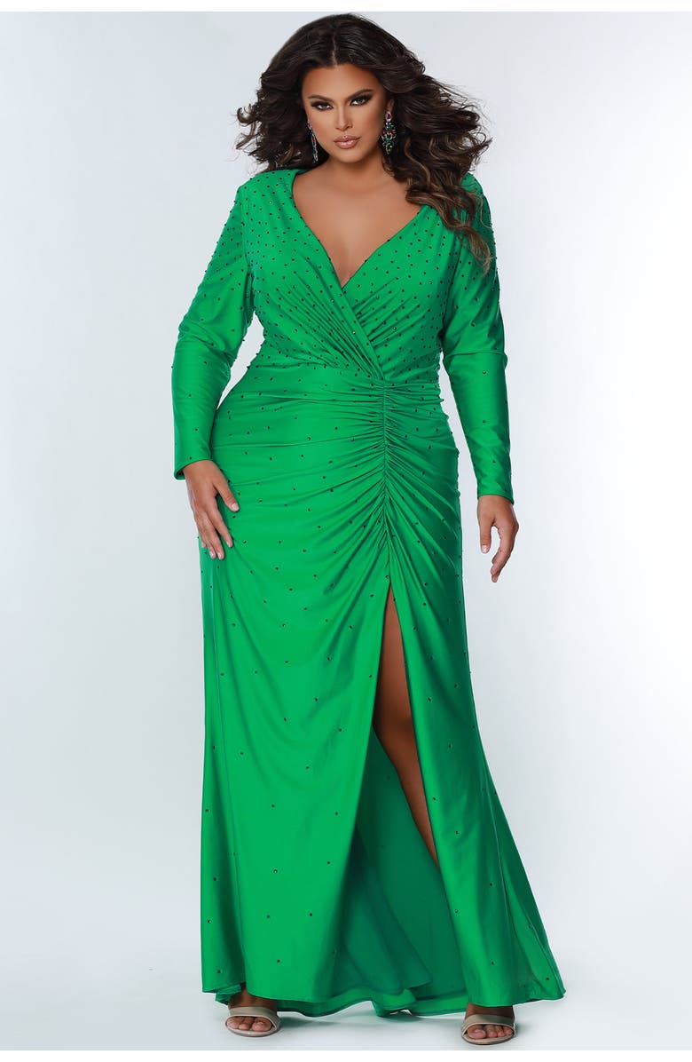 Sydney's Closet Fitted Long Sleeve V-Neck Ruched Plus Size Gown, Main, color, 