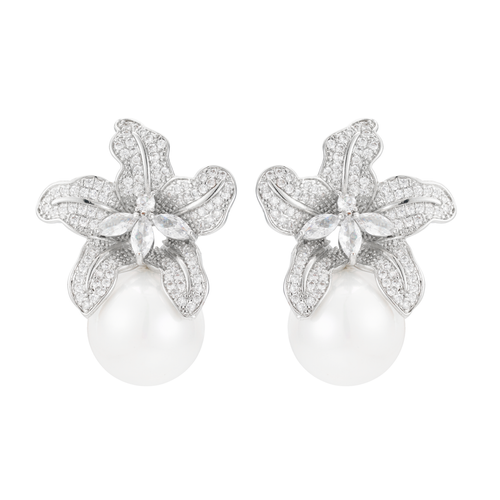 Untamed Petals Sonnet Pearl Drop Earrings In Metallic