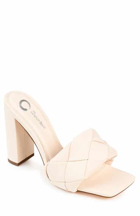 Journee Collection Maysie Square-toe Pump