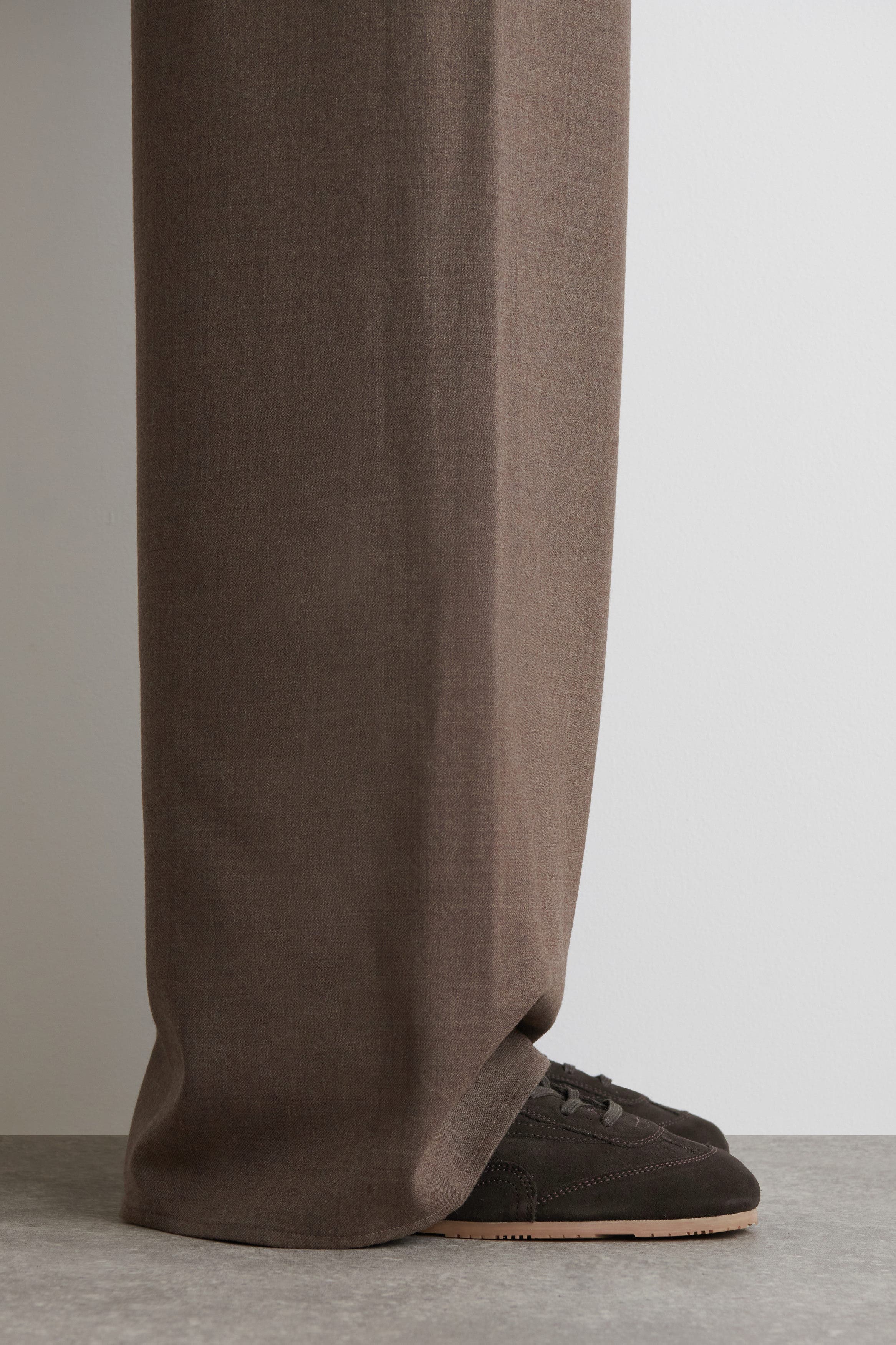 COS Minimal Leather Sneakers, Alternate, color, Dark Brown
