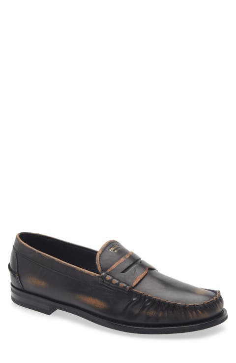Antiqued Leather Loafer (Men)