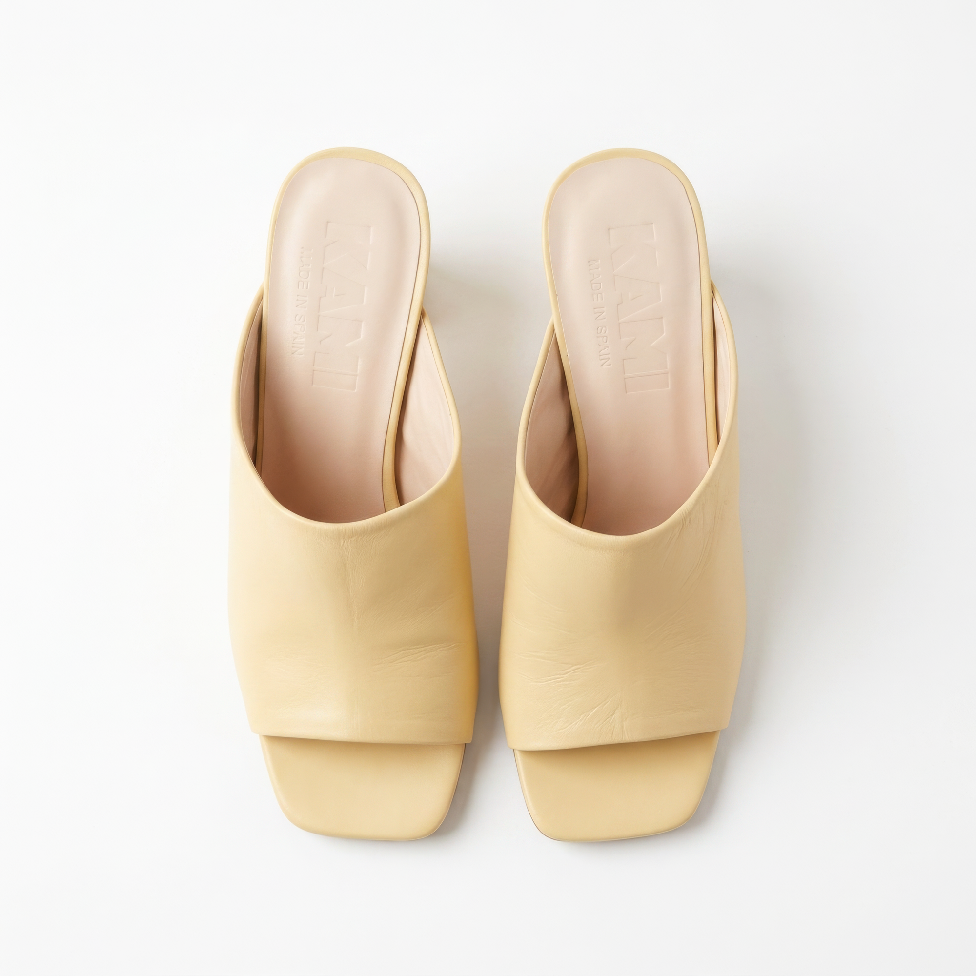 The Favorite Mule, Alternate, color, Butter Yellow