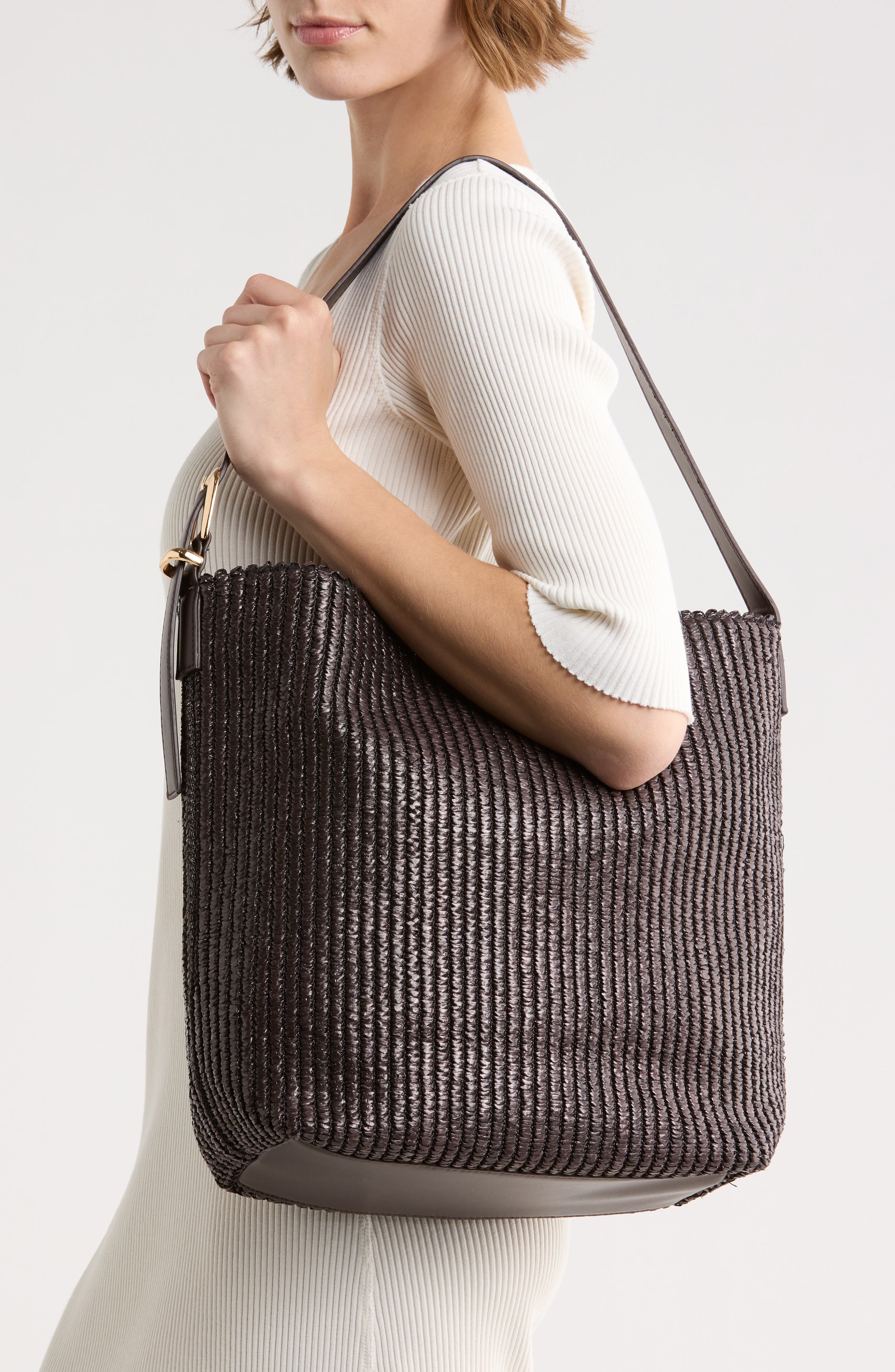 URBAN EXPRESSIONS HANDBAGS Woven Straw Shoulder Bag, Alternate, color, Coffee