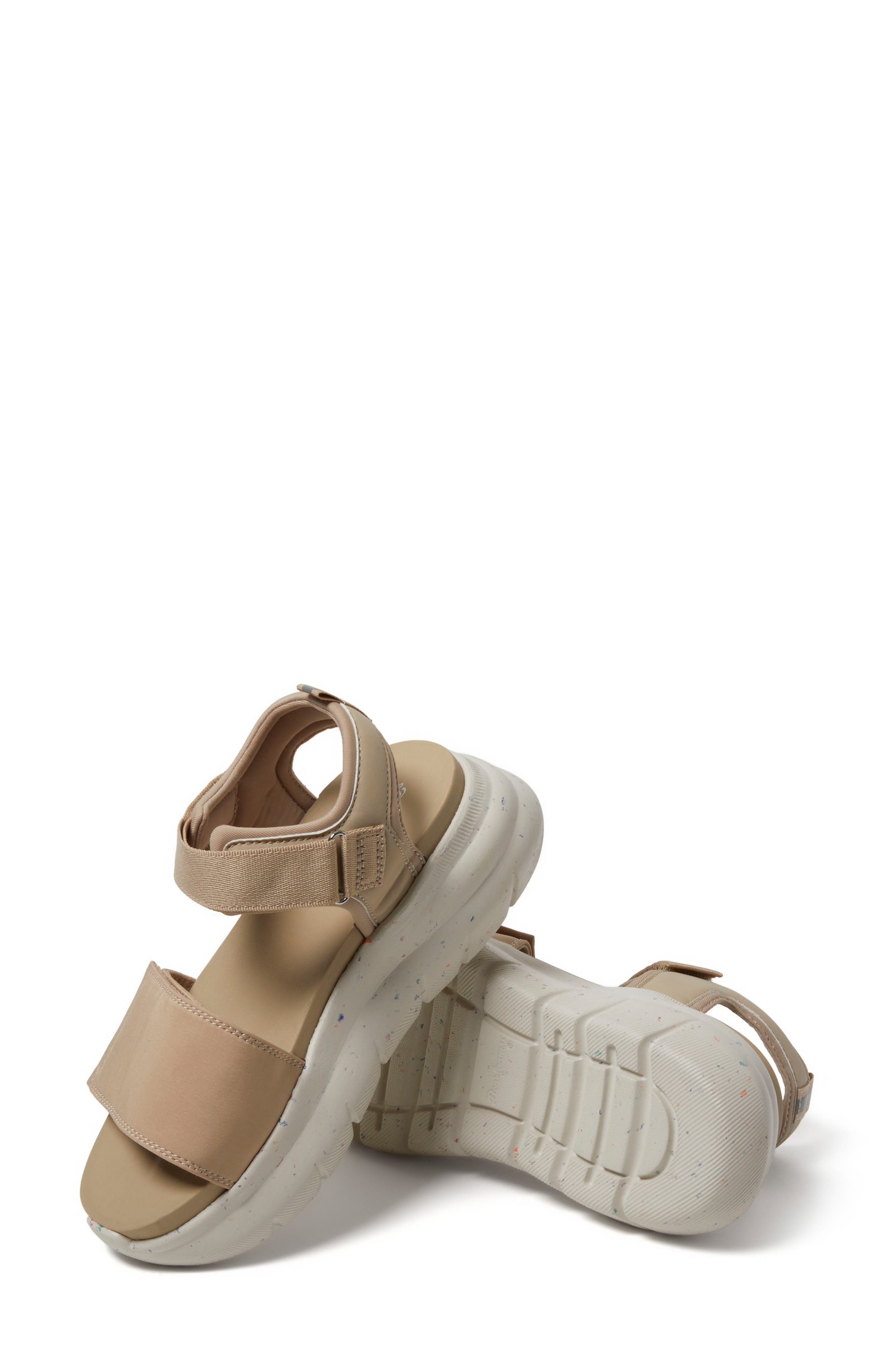DEARFOAMS Odell Platform Sandal, Alternate, color, Latte