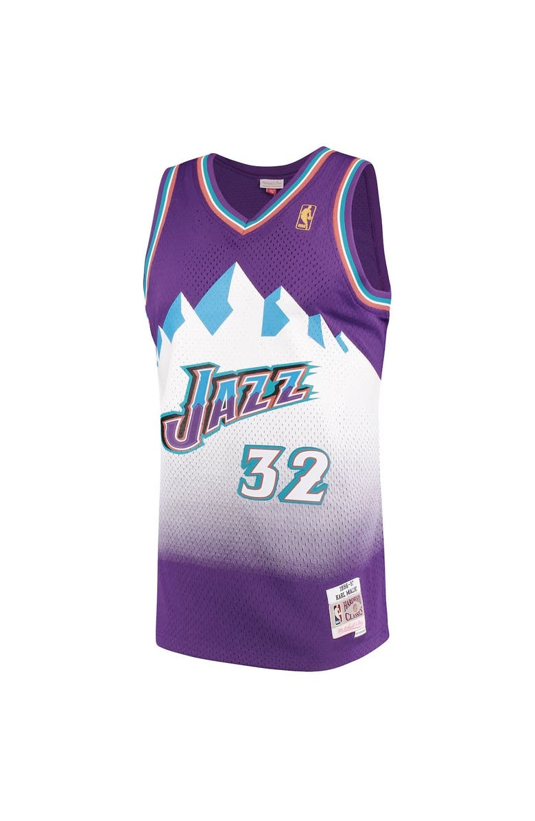 Mitchell & Ness Men's Mitchell & Ness Karl Malone Purple Utah Jazz 1996/97 Hardwood Classics Swingman Jersey, Alternate, color, Purple