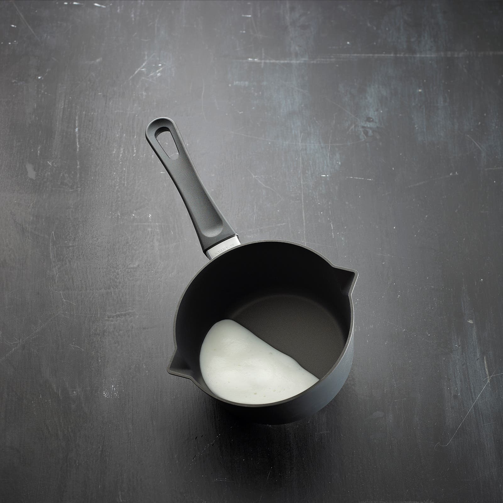 Scanpan Classic Nonstick Omelette and Crepe Pan - Thumbnail 5