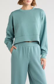 YOGALICIOUS Softlite Zuri Cropped Sweatshirt