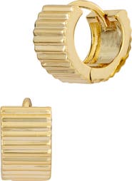SAVVY CIE JEWELS Chubby Ribbed Huggie Hoop Earrings