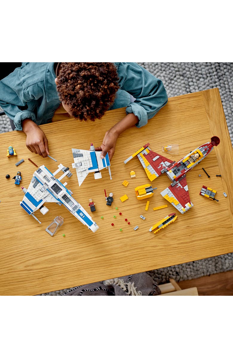 LEGO 9+ Star Wars<sup>™</sup> New Republic E-Wing<sup>™</sup> vs. Shin Hati’s Starfighter<sup>™</sup> - 75364, Alternate, color, 