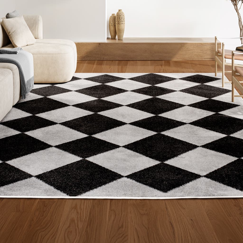 Jonathan Y Draper Classic Geometric Diamond Pattern Area Rug In White/charcoal