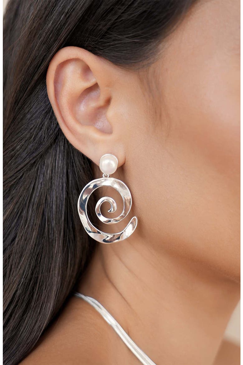 Aura Swirl Freshwater Pearl Drop Earrings, Alternate, color, SILVER