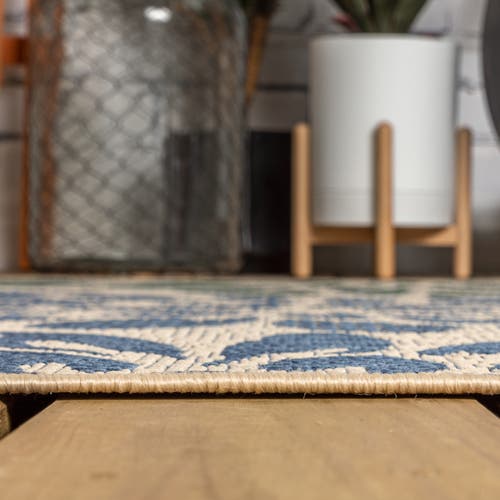 Jonathan Y Zinnia Modern Floral Textured Weave Octagon Indoor/outdoor Area Rug In Blue
