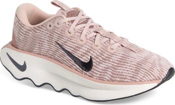 Motiva Road Runner Walking Shoe