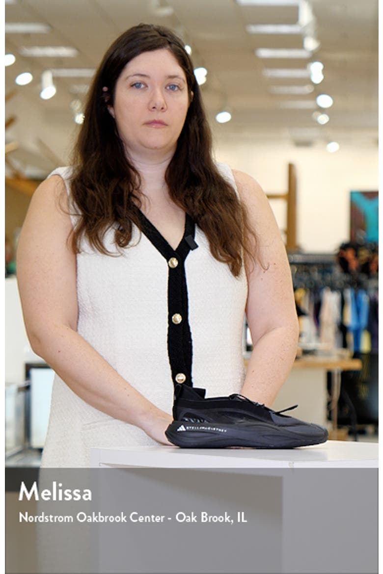 Sportswear Low Ground Sneaker video