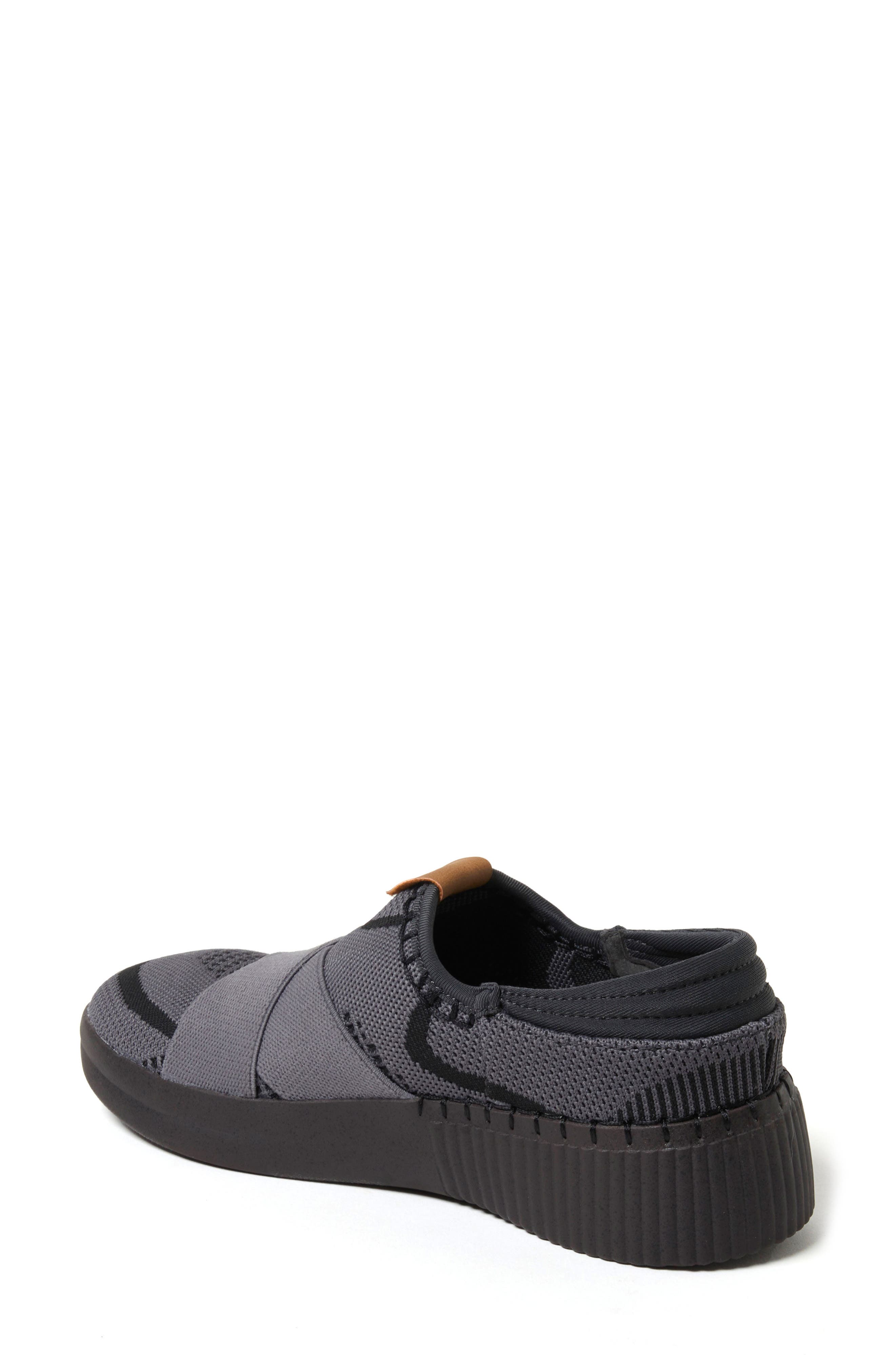 DEARFOAMS Livie Cross Strap Knit Slip-On Sneaker, Alternate, color, Black Multi