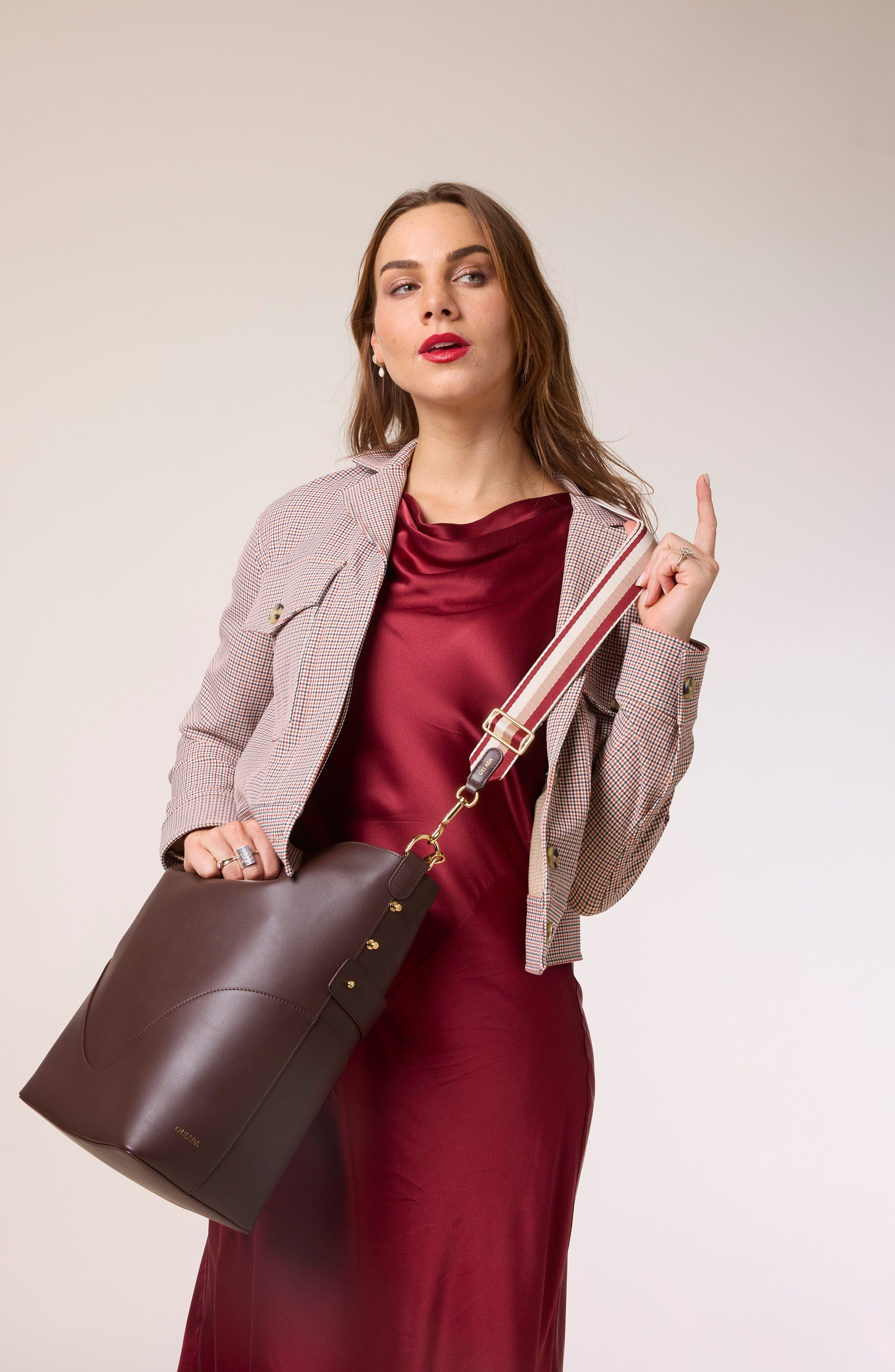 Marina Soft Bucket Bag, Alternate, color, Chocolate