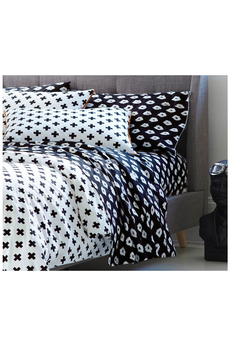 Three-Piece Comforter Set, Alternate, color, WAVERLY WHITE