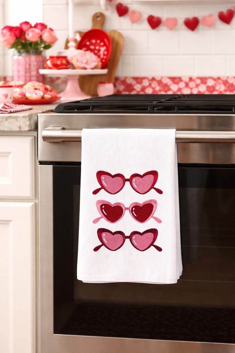 Heart Glasses Embroidered 100% Cotton Flour Sack Valentine's Day Dishtowel, Alternate, color, Pink