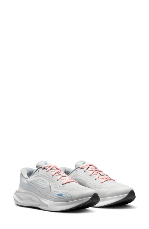 Journey Road Runner Sneaker