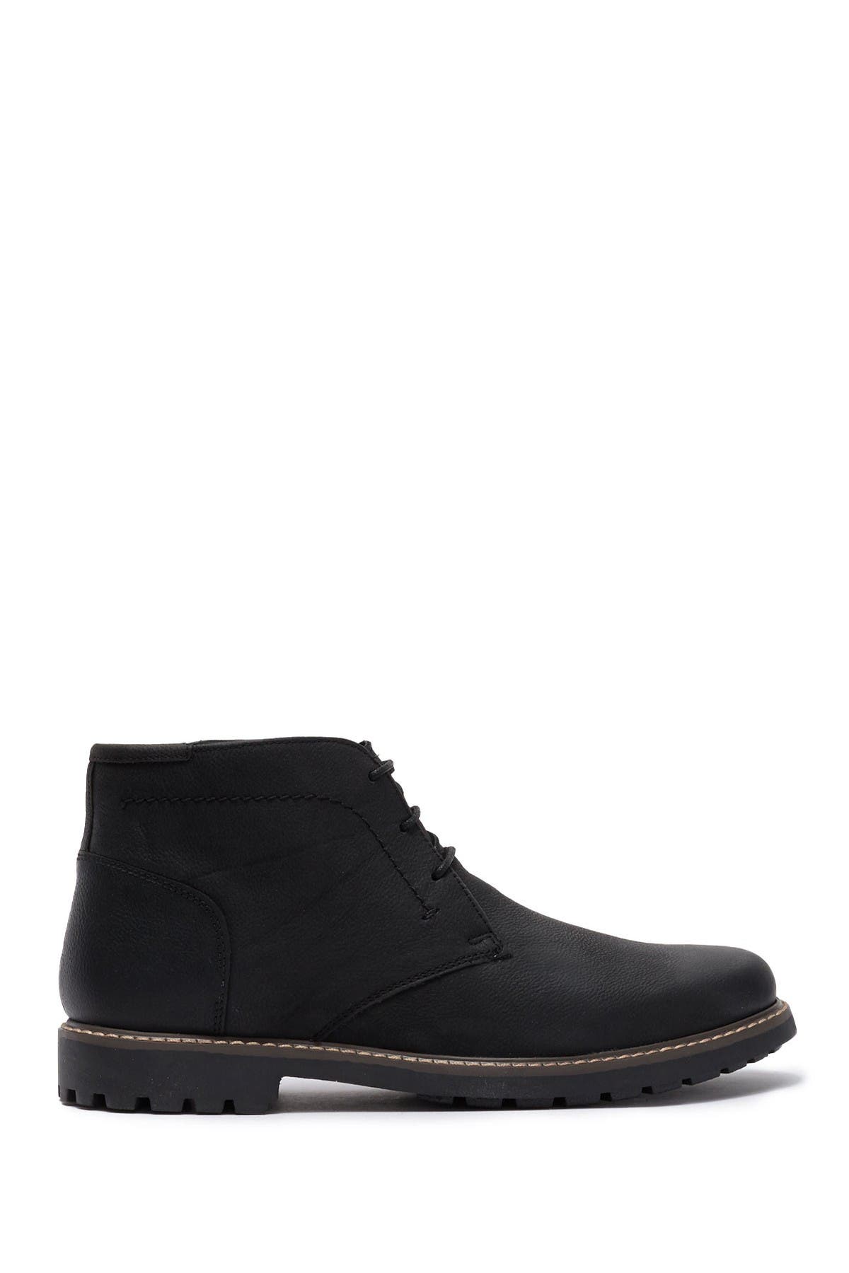 Florsheim Field Leather Chukka Boot, Main, color, 