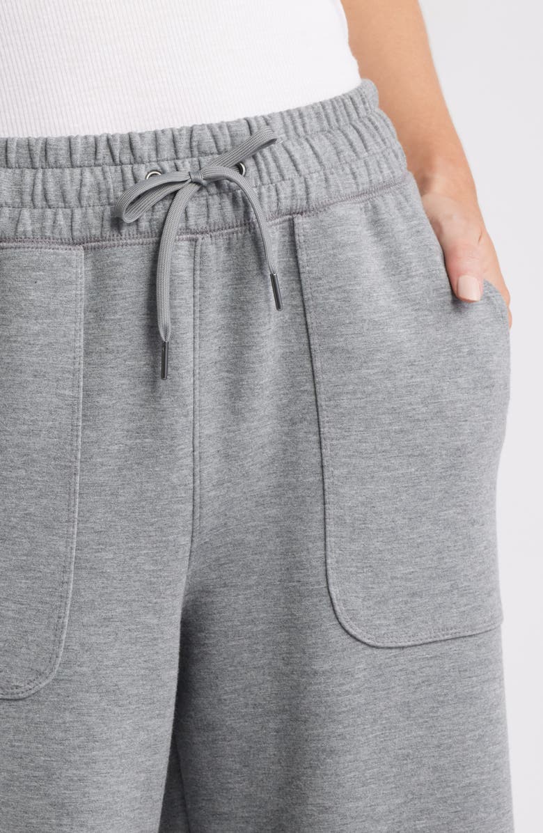 Caslon<sup>®</sup> Patch Pocket Pull-On Relaxed Ankle Straight Leg Pants, Alternate, color, Grey Dark Heather